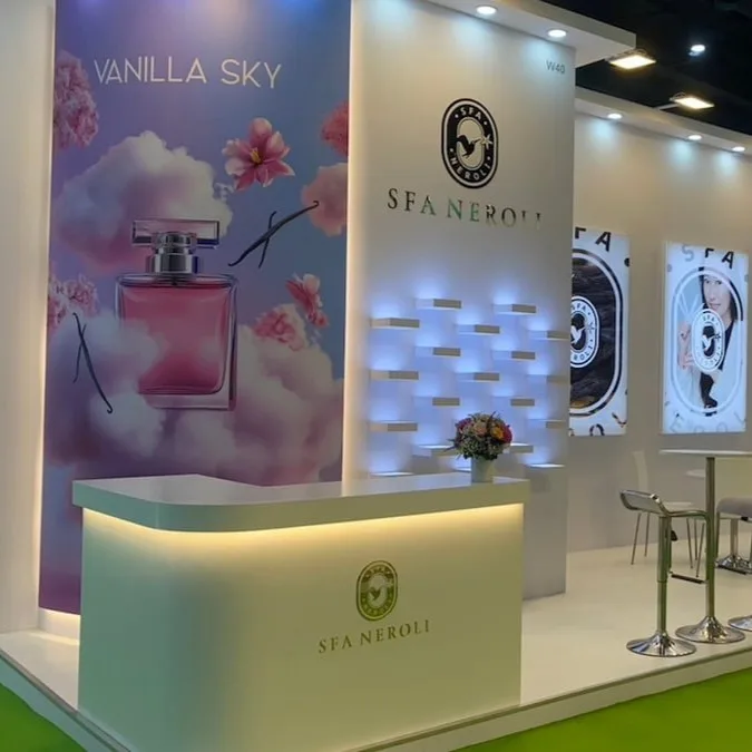 SERVICES Cosmetics 01